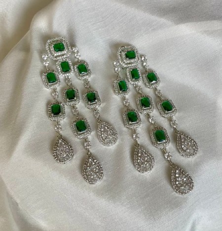 نحوه استفاده از گوشواره های شندلیر