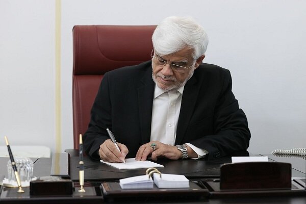 عارف:فقدان بانویی مصلح، آزادیخواه و آگاهیبخش ثلمهای جبرانناپذیر است