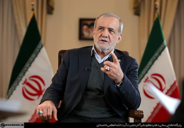 پزشکیان: بارها گفتهام نمیتوانم، بلکه ما میتوانیم پزشکیان: بارها گفتهام نمیتوانم، بلکه ما میتوانیم