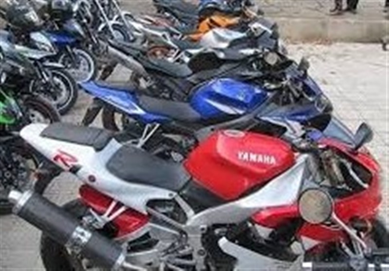کشف ۱۱ دستگاه موتورسیکلت خارجی در اردبیل