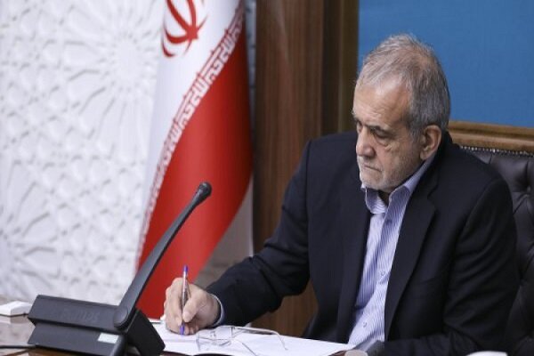 دستور پزشکیان به عراقچی برای مذاکره با آمریکا در فضای عاری از تهدید