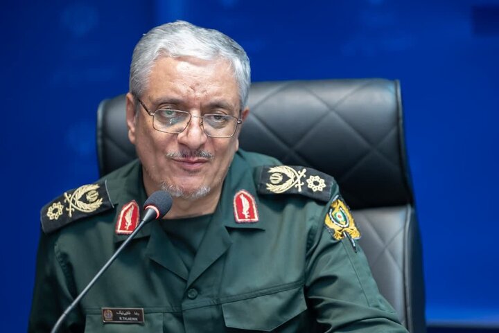 طلایی‌نیک: ۶۵درصد تولیدات دفاعی با مشارکت بخش خصوصی انجام می‌شود