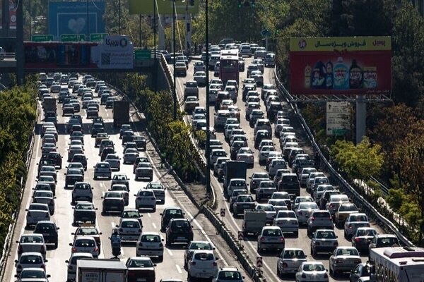 وضعیت تردد خودروها در معابر تهران در چهارمین روز ماه مبارک رمضان