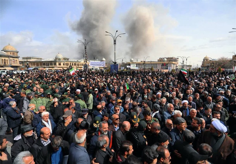 تکرار حماسه تهران در همدان/ فریاد اللهاکبر مردم زیر بمباران آمریکا
