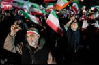 وداع باشکوه مردم دیار علویان با شهدای ناوشکن دنا وداع باشکوه مردم دیار علویان با شهدای ناوشکن دنا
