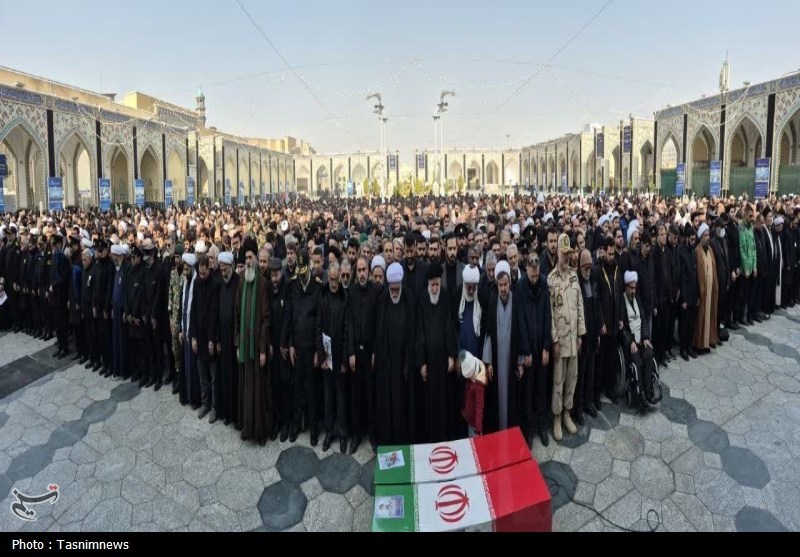 پیکر سرلشکر شهید محمد شیرازی در حرم مطهر رضوی آرام گرفت+تصاویر تشییع شهدا , شهادت , خراسان رضوی , اخبار استان خراسان رضوی , اخبار مشهد , مشهد مقدس , جنگ آمریکا و رژیم صهیونیستی علیه ایران ,