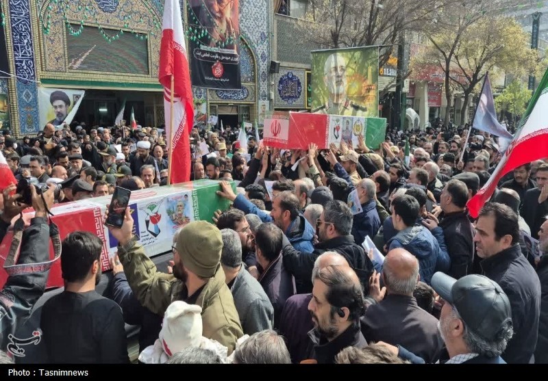 پیکر سرلشکر شهید محمد شیرازی در حرم مطهر رضوی آرام گرفت+تصاویر تشییع شهدا , شهادت , خراسان رضوی , اخبار استان خراسان رضوی , اخبار مشهد , مشهد مقدس , جنگ آمریکا و رژیم صهیونیستی علیه ایران ,