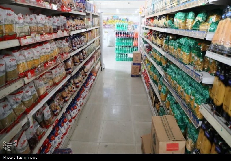 کالاهای اساسی بهوفور در بازار موجود است