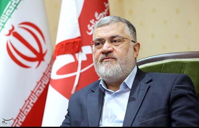 کمبودی در کالاهای اساسی و نان نداریم/فعالیت ۳۸۶ جایگاه سوخت در تهران