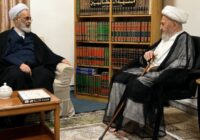 آیت‌الله اعرافی با آیت‌الله سبحانی دیدار کرد