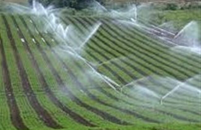 انجام جدی پروژه‌های آب و خاک در شرایط جنگی