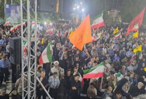 تجمع شبانه مردم در بوشهر