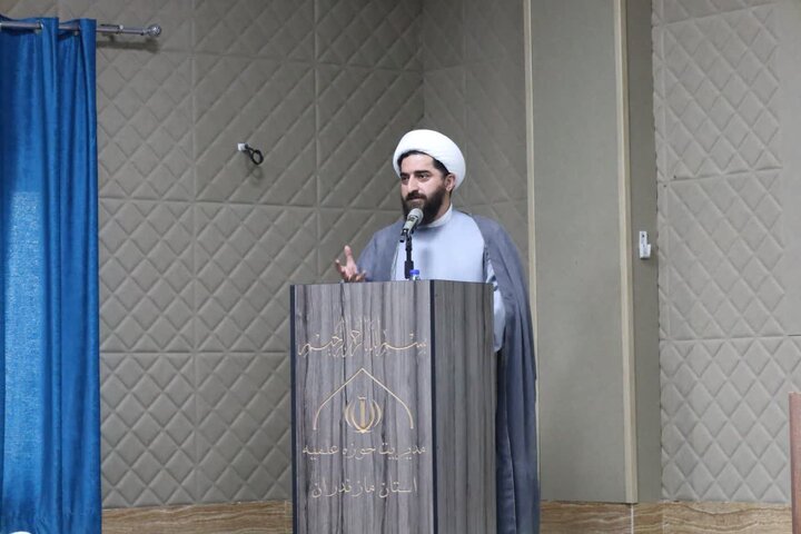 تقویت پیوند مردم و روحانیت نیازمند بهره‌گیری از ظرفیت‌های اجتماعی است