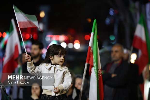 تلاش‌های یک کنش‌گر موسیقی در جنگ؛ «مشکی پوش» سنگ تمام گذاشت