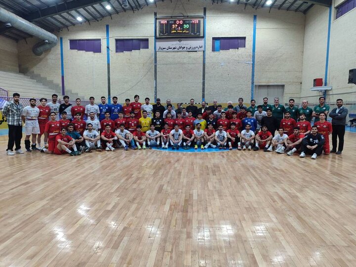 حضور سرمربی مس کرمان در اردوی تیم ملی هندبال جوانان