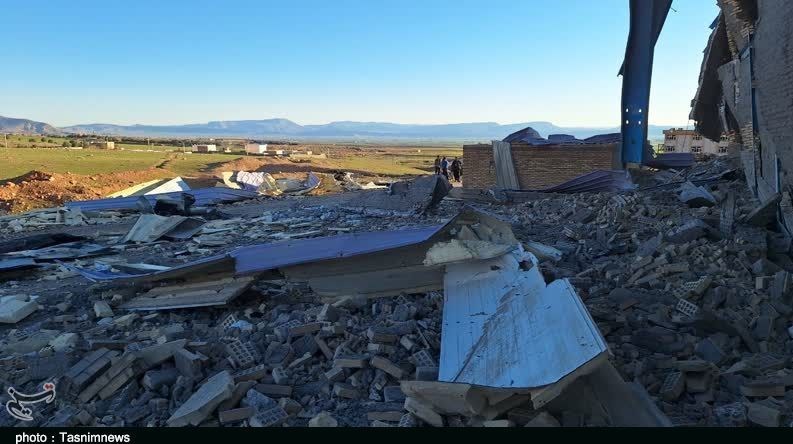 خسارت حملات صهیونی، آمریکایی به ۸۱۳ واحد صنعتی و صنفی لرستان