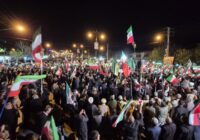 دشمن برای نجات از شکست، در حال دست و پا زدن است