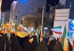 راهپیمایی شبانه مردم در گناوه