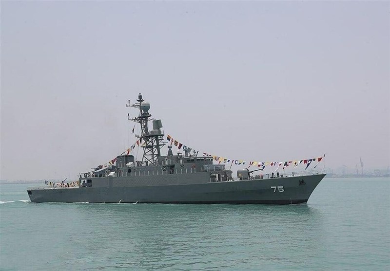 روایتی از حمله ناجوانمردانه آمریکا به ناو دنا در اقیانوس هند‌