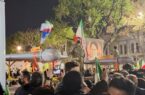 شور و شعف مردم تبریز با مشاهده پهپاد ۱۳۶ در تجمع میدان ساعت شور و شعف مردم تبریز با مشاهده پهپاد ۱۳۶ در تجمع میدان ساعت