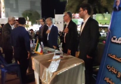 میز خدمت ادارات در تجمع شبانه مردمی بوشهر