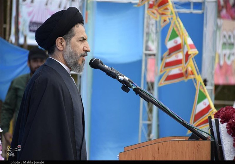 ابوترابی‌فرد: صحبت‌های ترامپ ‌اصلاً وزنی ندارد که به او بپردازیم