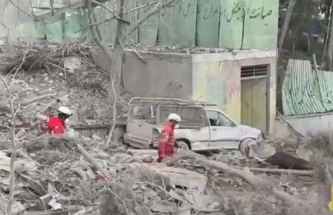 بازدید سفرای خارجی از آثار حمله آمریکا به سازمان منابع طبیعی ایران