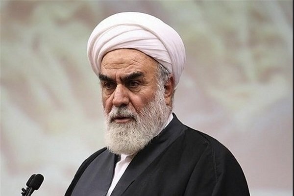 رهبر شهید انقلاب با کمال شجاعت میگفتند مطمئن باشید پیروزید
