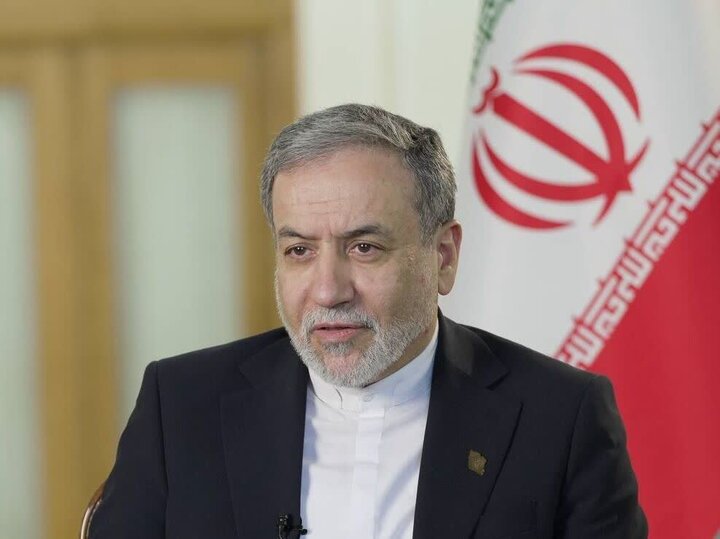 عراقچی: محدودیت‌های تنگه هرمز فقط برای دشمنان اعمال می‌شود