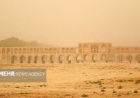 بودجه ریزگرد اصفهان دیر میرسد؛ مدیریت روان آبها در ۱۲ هزار هکتار بودجه ریزگرد اصفهان دیر میرسد؛ مدیریت روان آبها در ۱۲ هزار هکتار