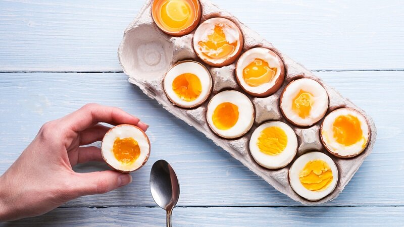 زرده تخممرغ: منبع غنی لوتئین و گزانتین برای سلامت چشم