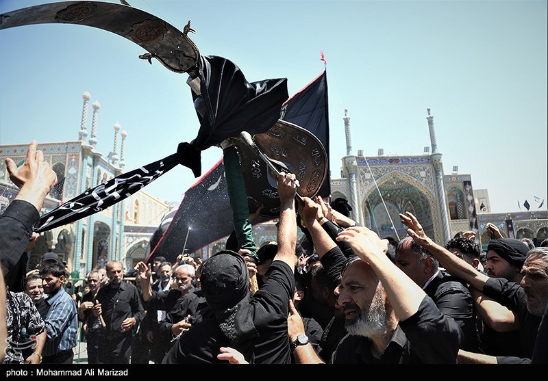 قم در روز عاشورا؛ از عزای سیدالشهدا(ع) تا تجدید بیعت با ولایت + عکس ماه محرم , حسینیه تسنیم , عاشورا , اخبار قم ,