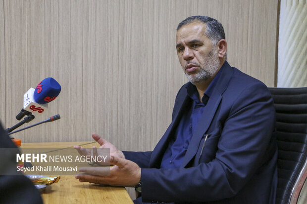 وزارت آموزش و پرورش باید کمبودهای خوزستان را رفع کند