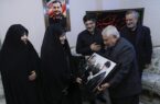 دیدار اعضای دفتر حفظ ونشر آثار رهبر شهید با خانواده سرلشکر شهیدسلیمانی دیدار اعضای دفتر حفظ ونشر آثار رهبر شهید با خانواده سرلشکر شهیدسلیمانی