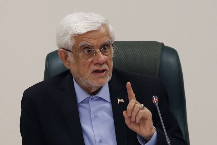 عارف بر حمایت همه جانبه دولت از خط مقدم جنگ تحمیلی تاکید کرد