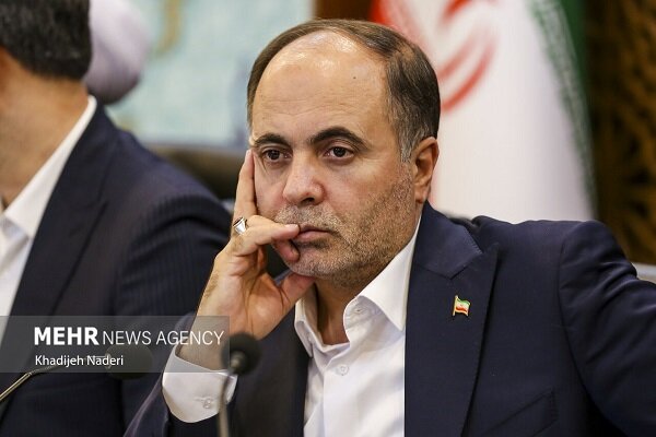 نوری قزلجه: امنیت غذایی کشور در سختترین شرایط نیز پایدار ماند
