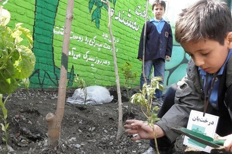 «مهر سبز» با محوریت خانههای محیط زیست مدارس اجرا میشود «مهر سبز» با محوریت خانههای محیط زیست مدارس اجرا میشود