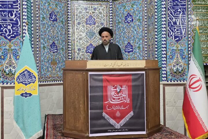 امام جمعه موقت بهاباد: هیمنه پوشالی آمریکا در جنگ تحمیلی سوم آشکار شد