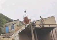 هزار مترمربع از اراضی ملی حاشیه زریبار مریوان رفع تصرف شد هزار مترمربع از اراضی ملی حاشیه زریبار مریوان رفع تصرف شد